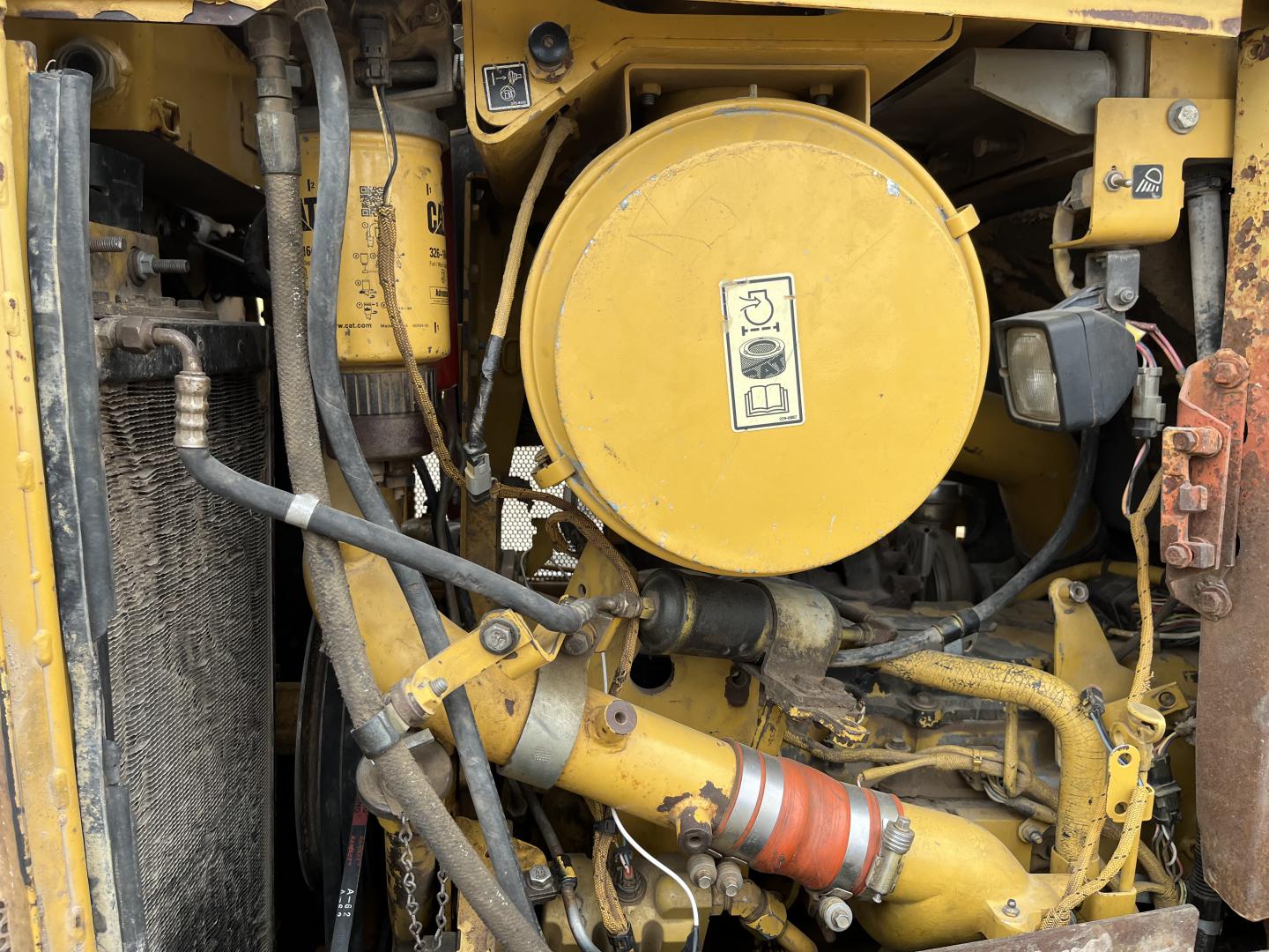 ./imagenes/INVOICE/2019/16116/TOPADOR FRONTAL CATERPILLAR D6T XL (20).JPG